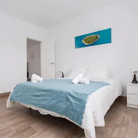 Home2book Charming Casa Papa, Bbq & Terrace *
